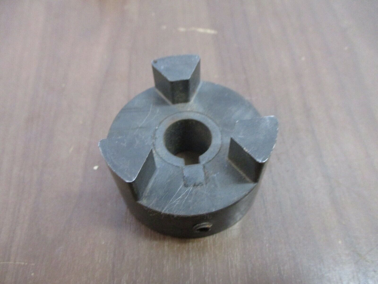 TB Woods L-Jaw Hub L09058 New Surplus
