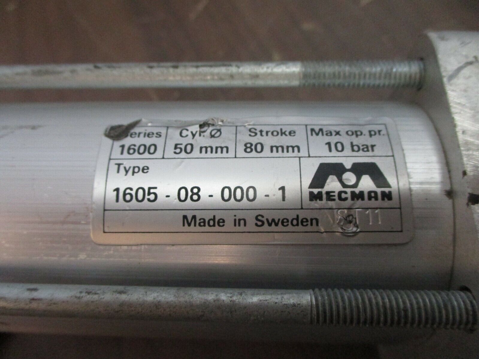 Mecman Series 1600 Pneumatic Air Cylinder 1605-08-000-1 10bar Stroke: 80mm Used
