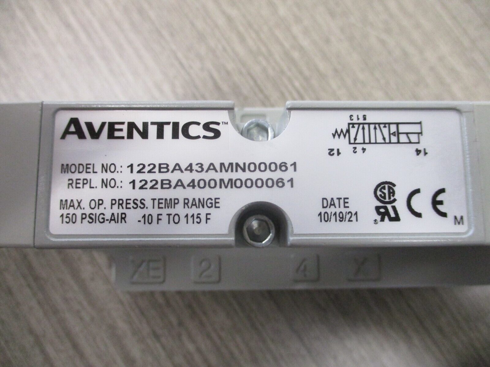 Numatics Solenoid Valve 122BA43AMN00061 New Surplus