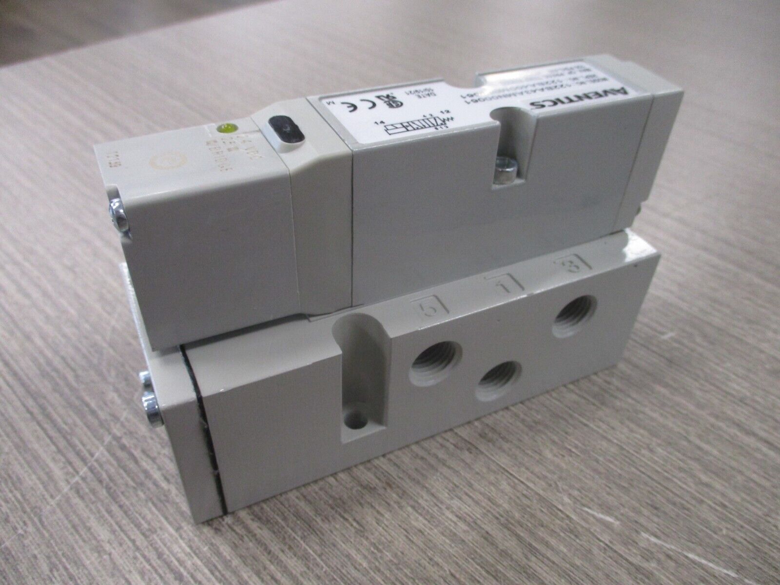 Numatics Solenoid Valve 122BA43AMN00061 New Surplus