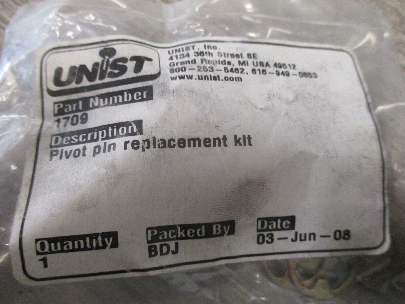 Unist Pivot Pin Replacement Kit 1709 *Lot of 2* New Surplus