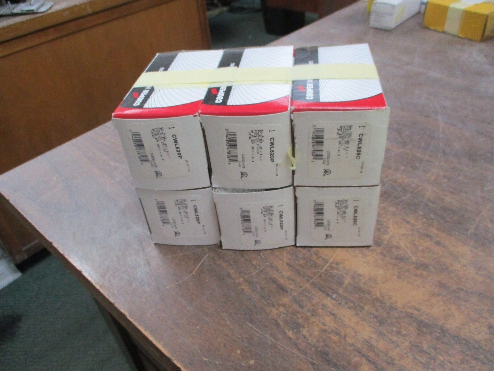 Cooper Plug CWL520P 20A 125V 3W *Lot of 6* New Surplus