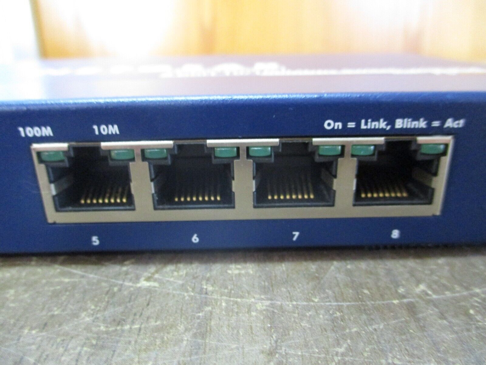 Netgear ProSafe 8-Port 10/100 Switch w/ 4-Port POE FS108Pv3 *No Power Cord* Used