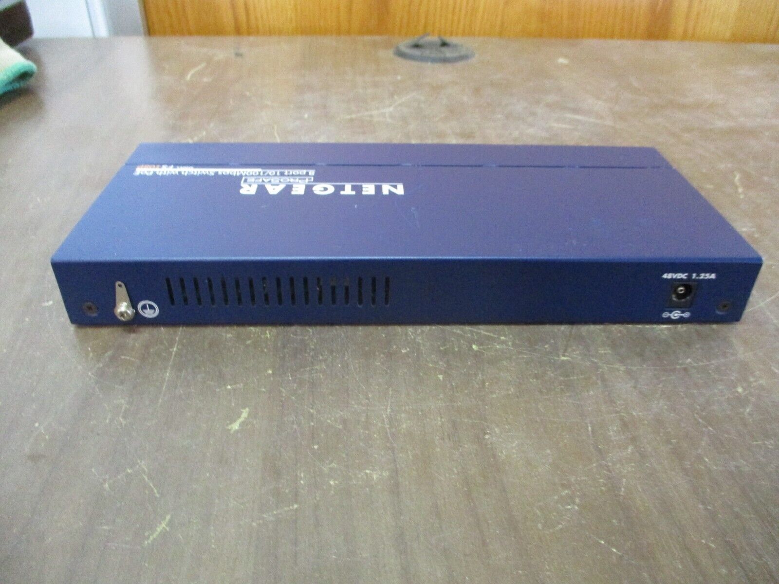 Netgear ProSafe 8-Port 10/100 Switch w/ 4-Port POE FS108Pv3 *No Power Cord* Used