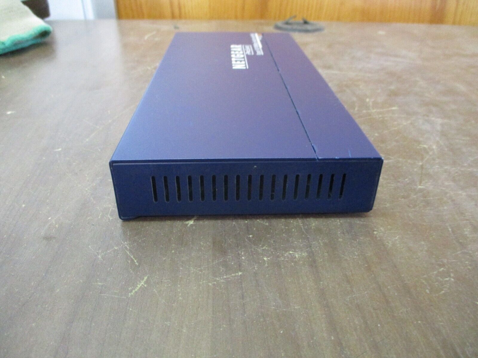 Netgear ProSafe 8-Port 10/100 Switch w/ 4-Port POE FS108Pv3 *No Power Cord* Used