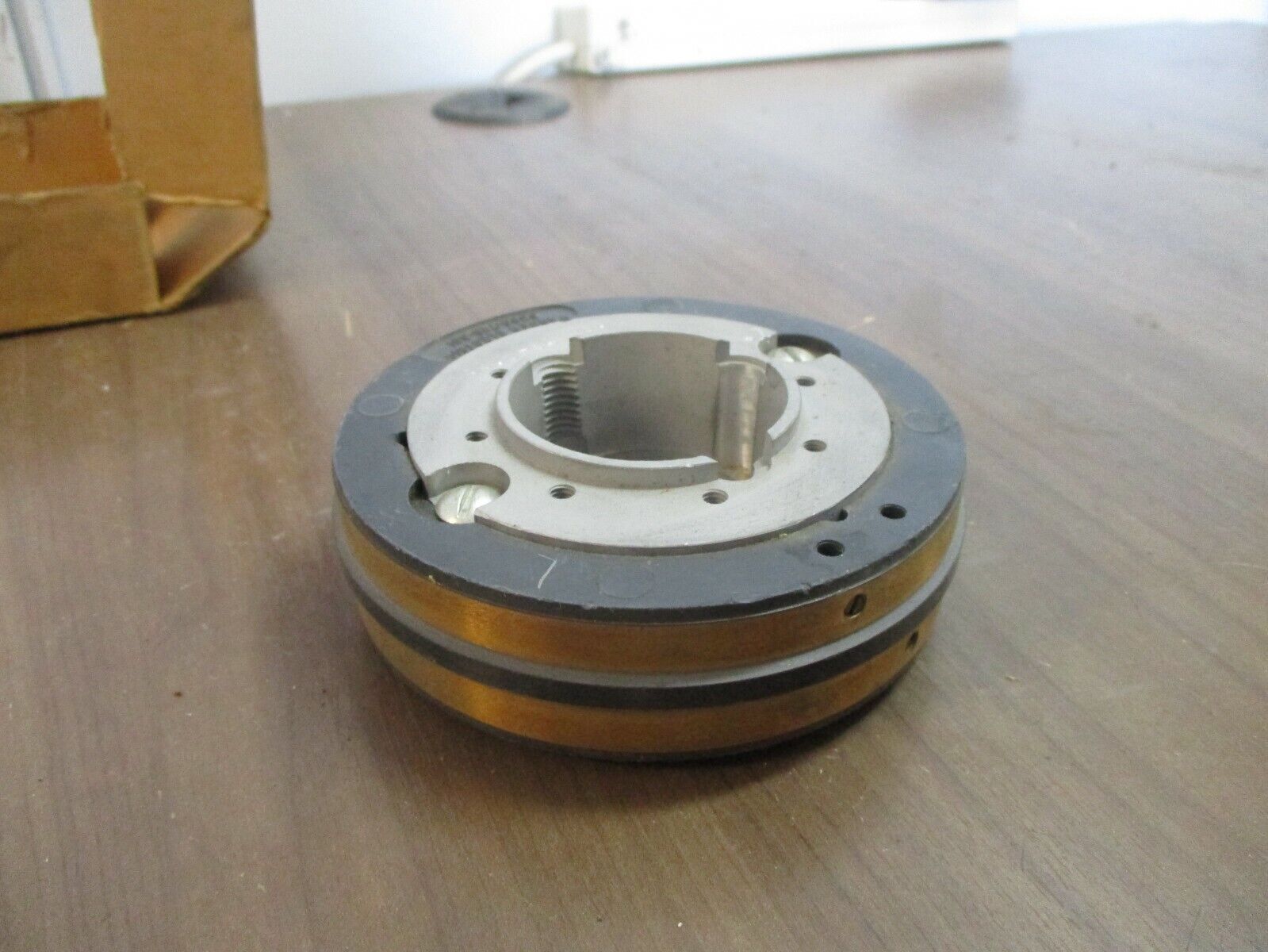 Warner Magnetic Hub 5300 541 001 New Surplus