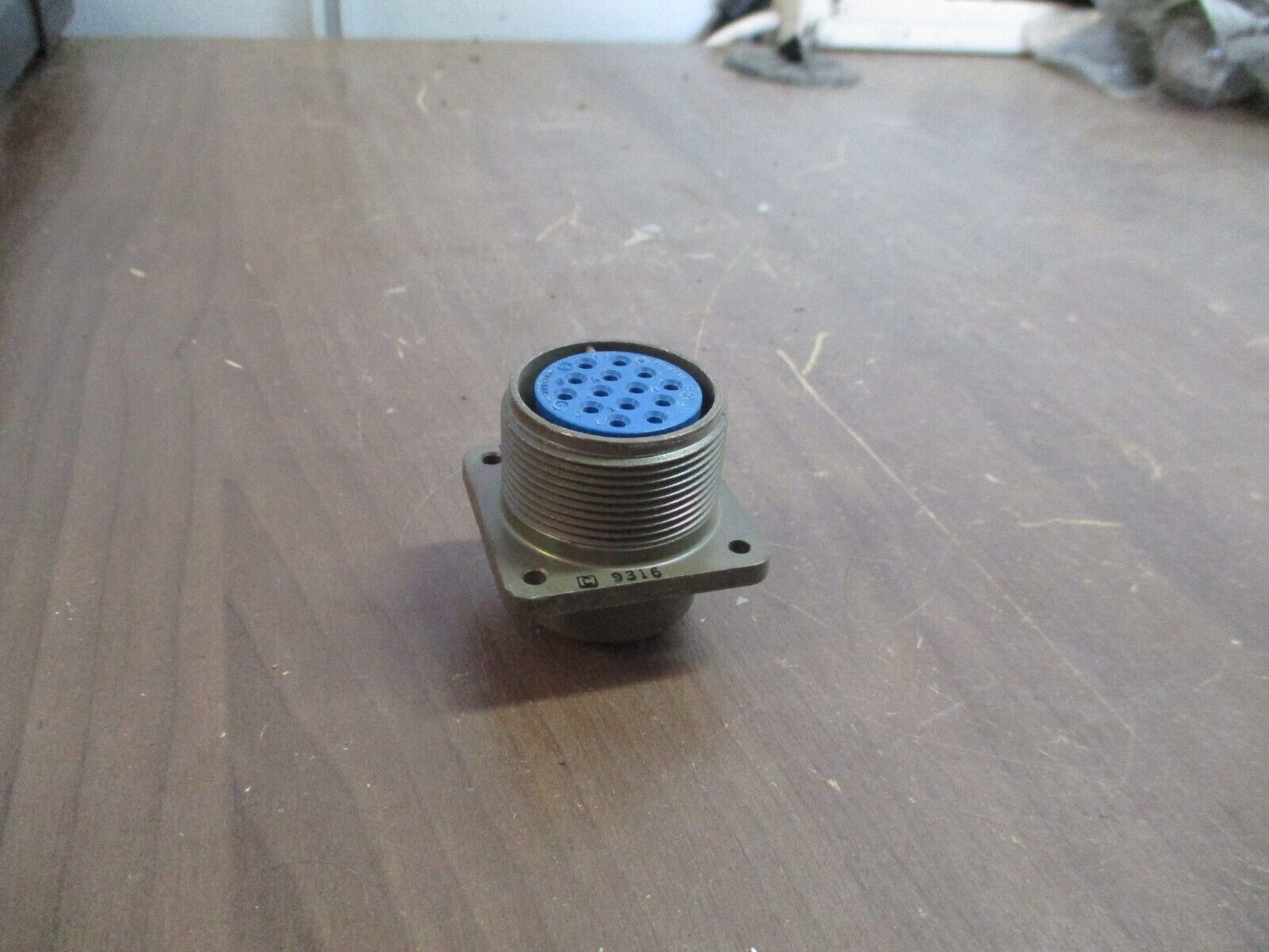 Amphenol Receptacle MS3102A20-27S 14-Pin *No Box* New Surplus