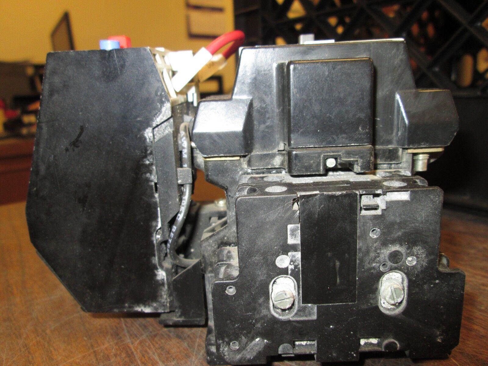 Siemens Contactor 3TB44 17-0A; 3UA52 00-0K 0,8-1,25A 120V Coil 42A 600V Used