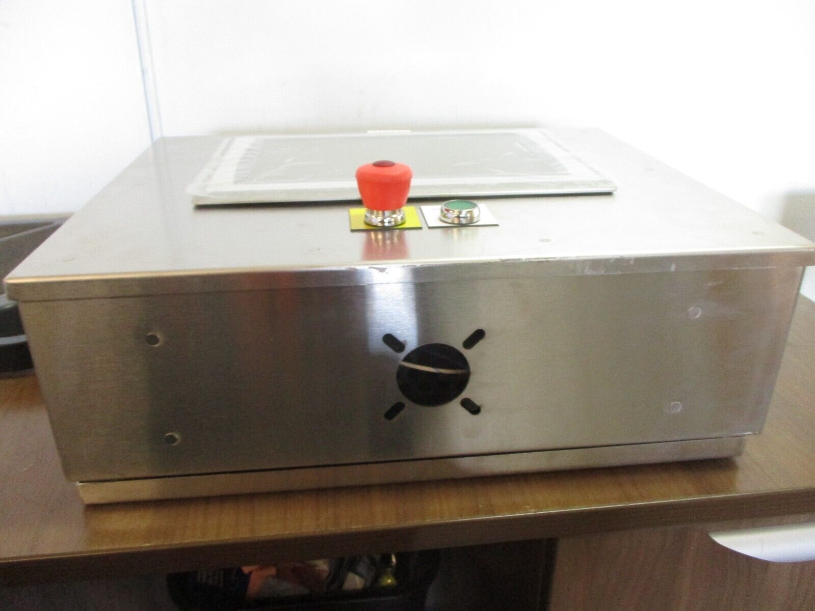 Allen-Bradley Enclosed Panelview Plus 7 2711P-T12W22D9P Ser. A *No Box*