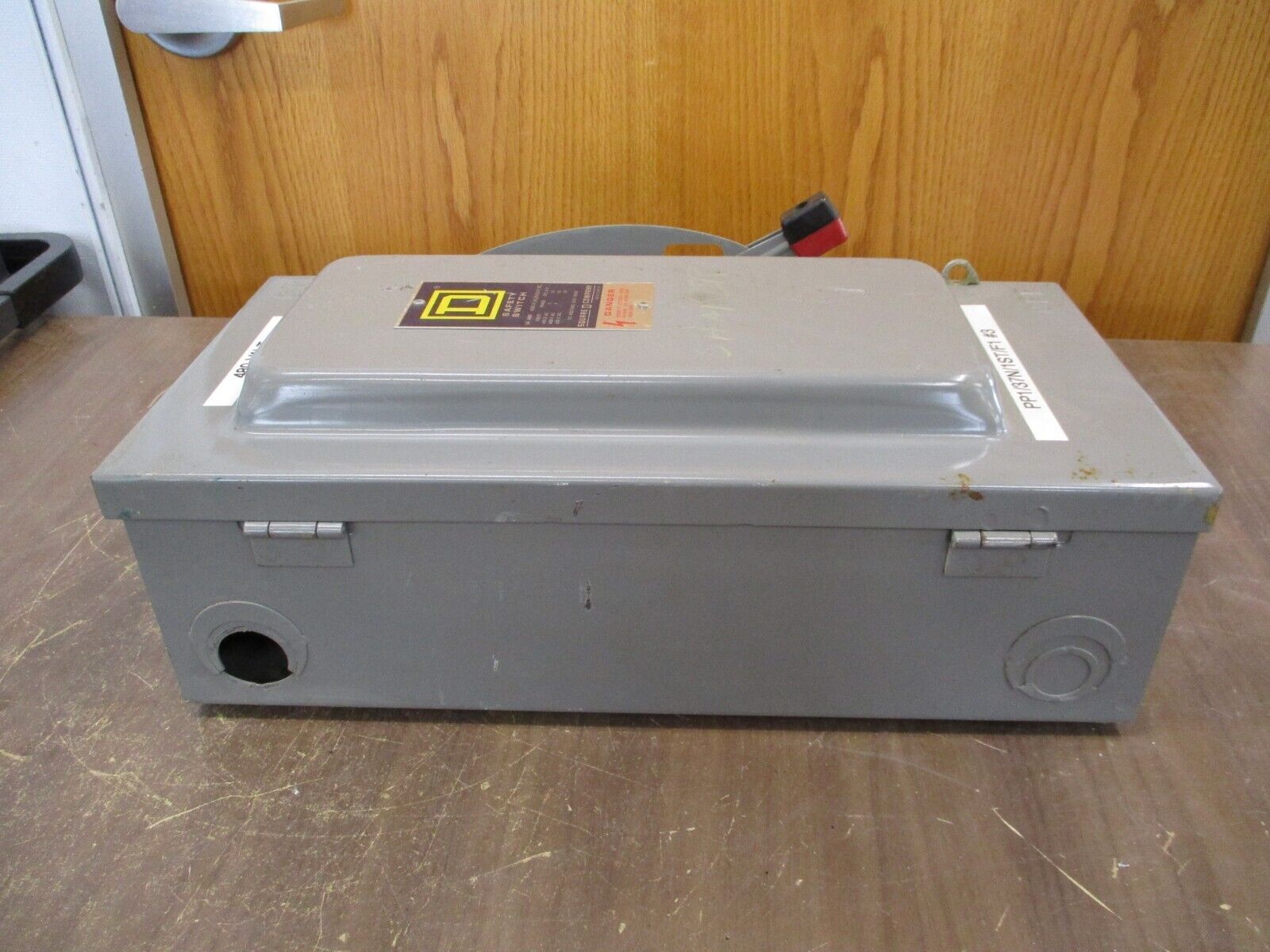 Square D Non-Fusible Safety Switch HU362 60A 600V 3P Nema 1 Enclosure Used