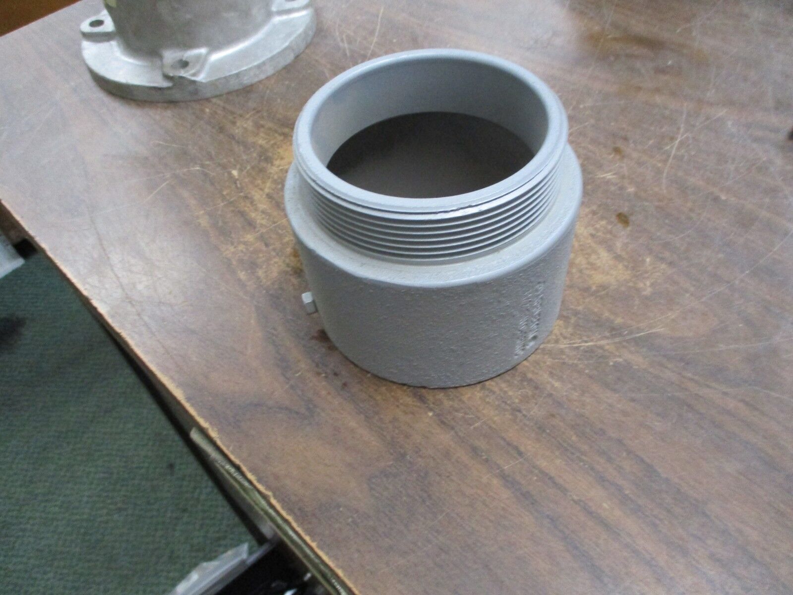 Appleton Metallic Connector SNTC-SRNTC Size 3-1/2" New Surplus