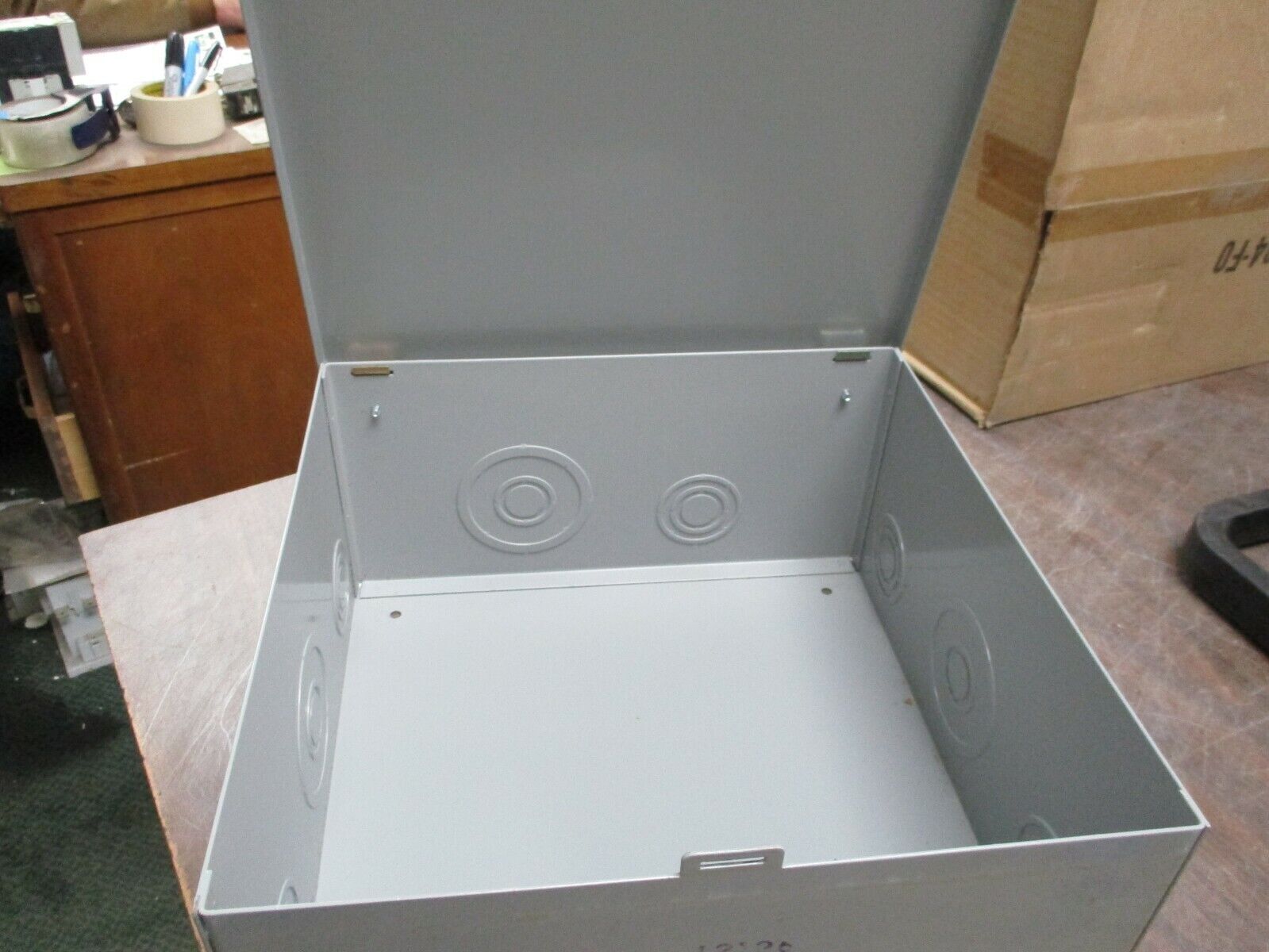 Milbank Type 1 Enclosure 12126-HC1 Size: 12x12x6" *No Box* New Surplus