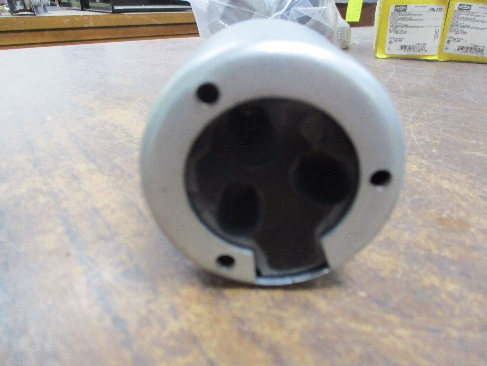 Hubbell Twist Lock Receptacle, 50A Used