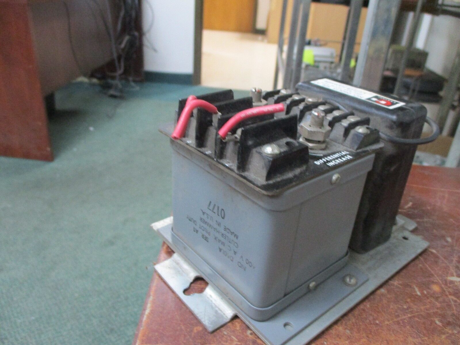 Cutler-Hammer Current Relay D60LT5 600V 12.5-90A Used