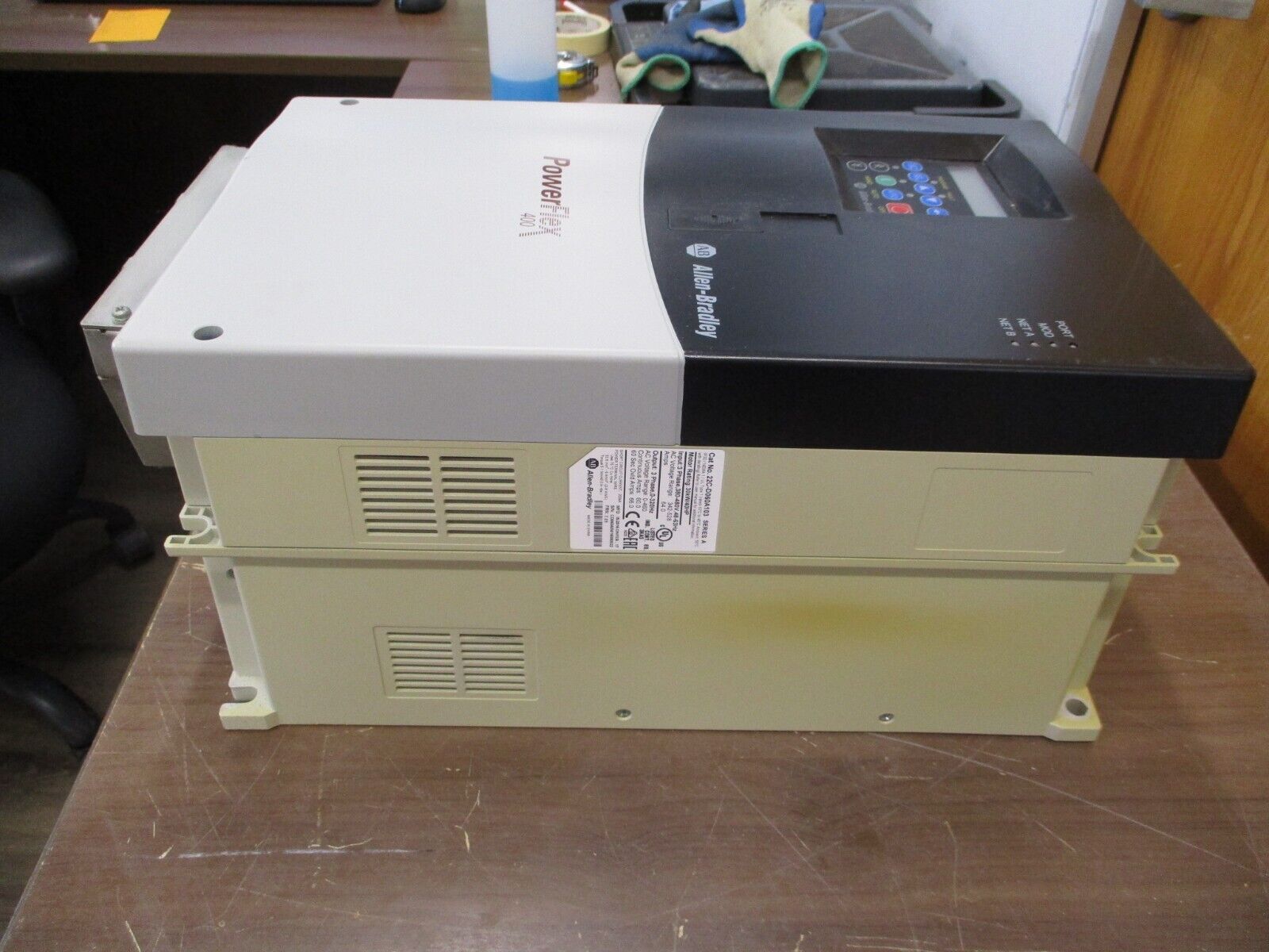 Allen-Bradley PowerFlex 400 AC Drive 22C-D060A103 Ser. A 40HP 3Ph Used
