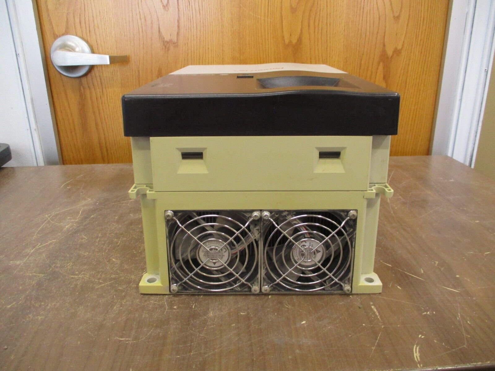 Allen-Bradley PowerFlex 400 AC Drive 22C-D060A103 Ser. A 40HP 3Ph Used