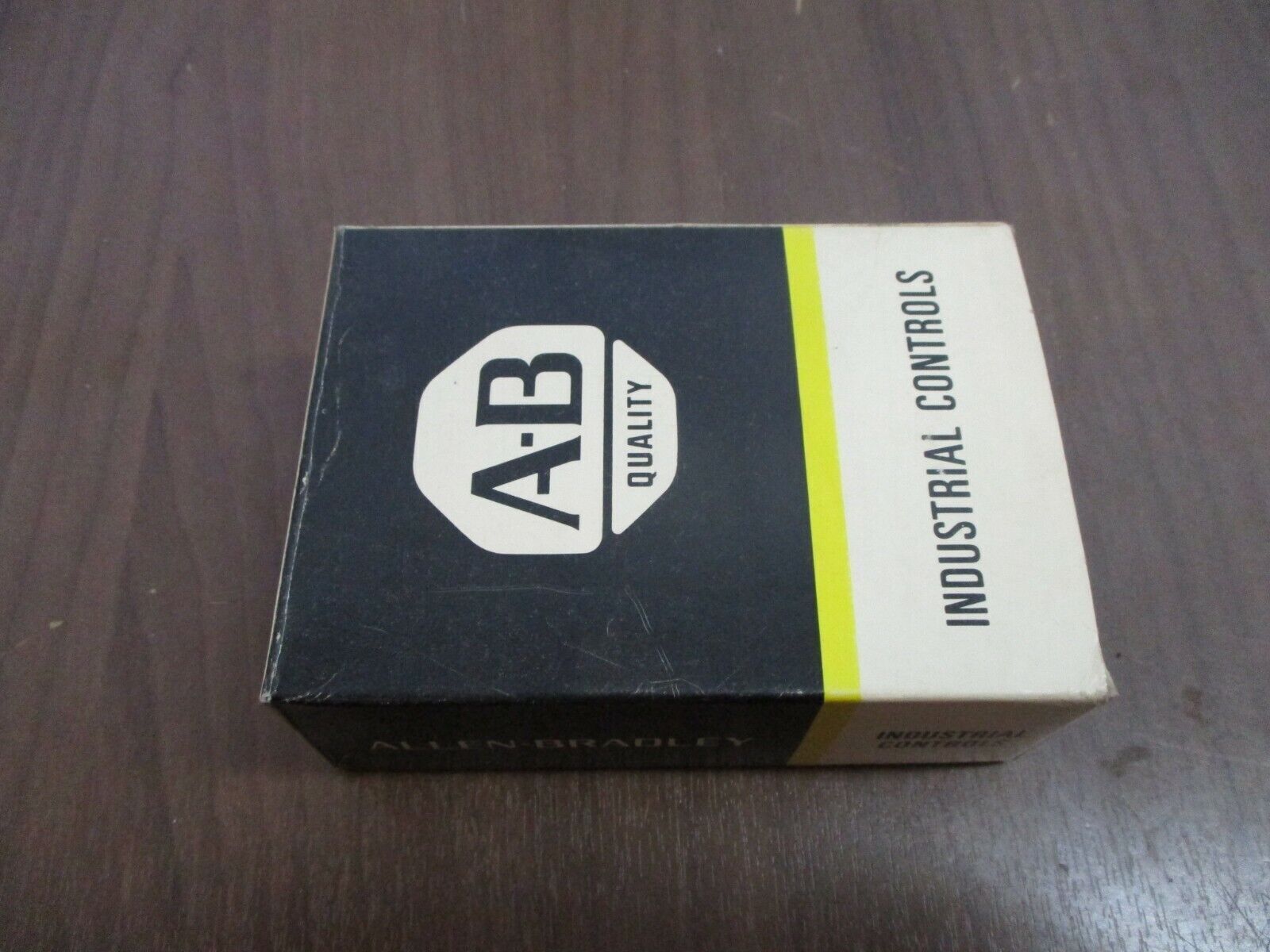 Allen-Bradley Photoswitch Trans Beam Source Photohead 42MRL-5000 Ser. B