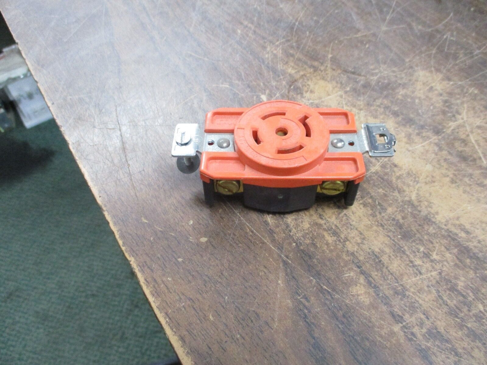 Arrow Hart Receptacle, L21-20, 20A, Used