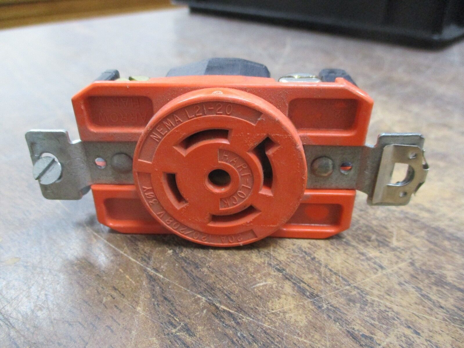 Arrow Hart Receptacle, L21-20, 20A, Used