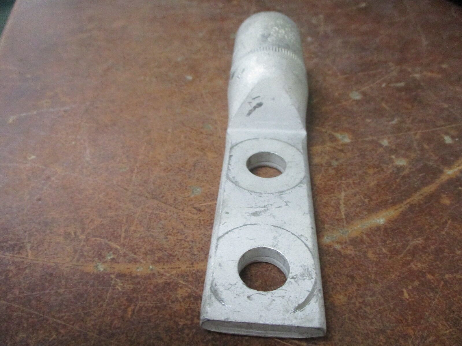Burndy Crimp Lug YA34A3N131T12E 4/0-500 2-Hole New Surplus