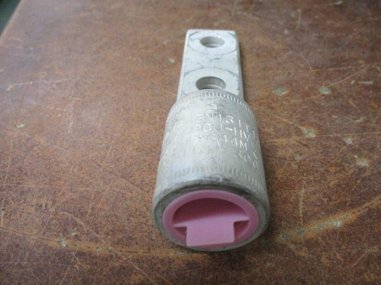 Burndy Crimp Lug YA34A3N131T12E 4/0-500 2-Hole New Surplus