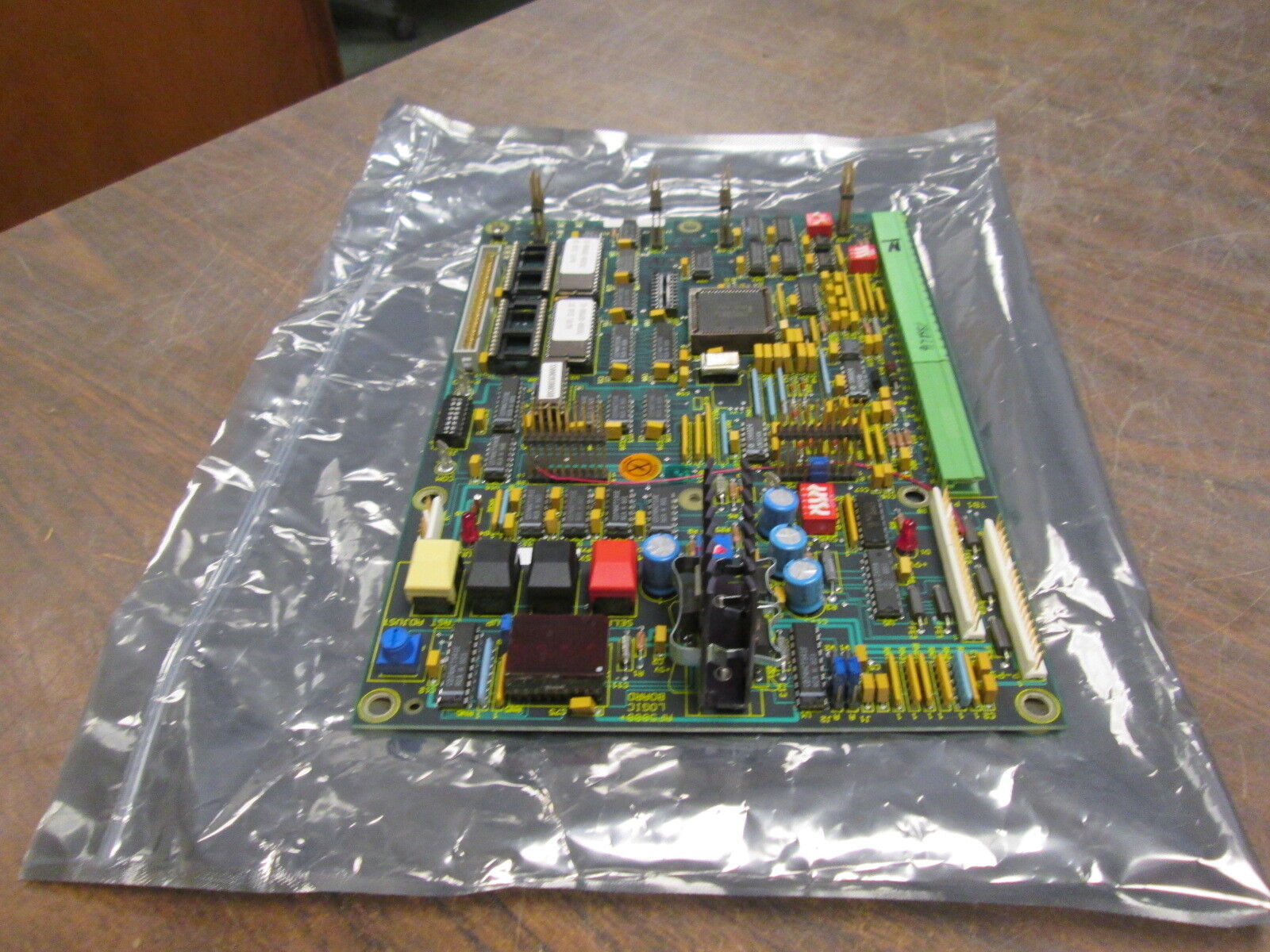 Eaton Dynamatic Logic Board 15-575-13 Used