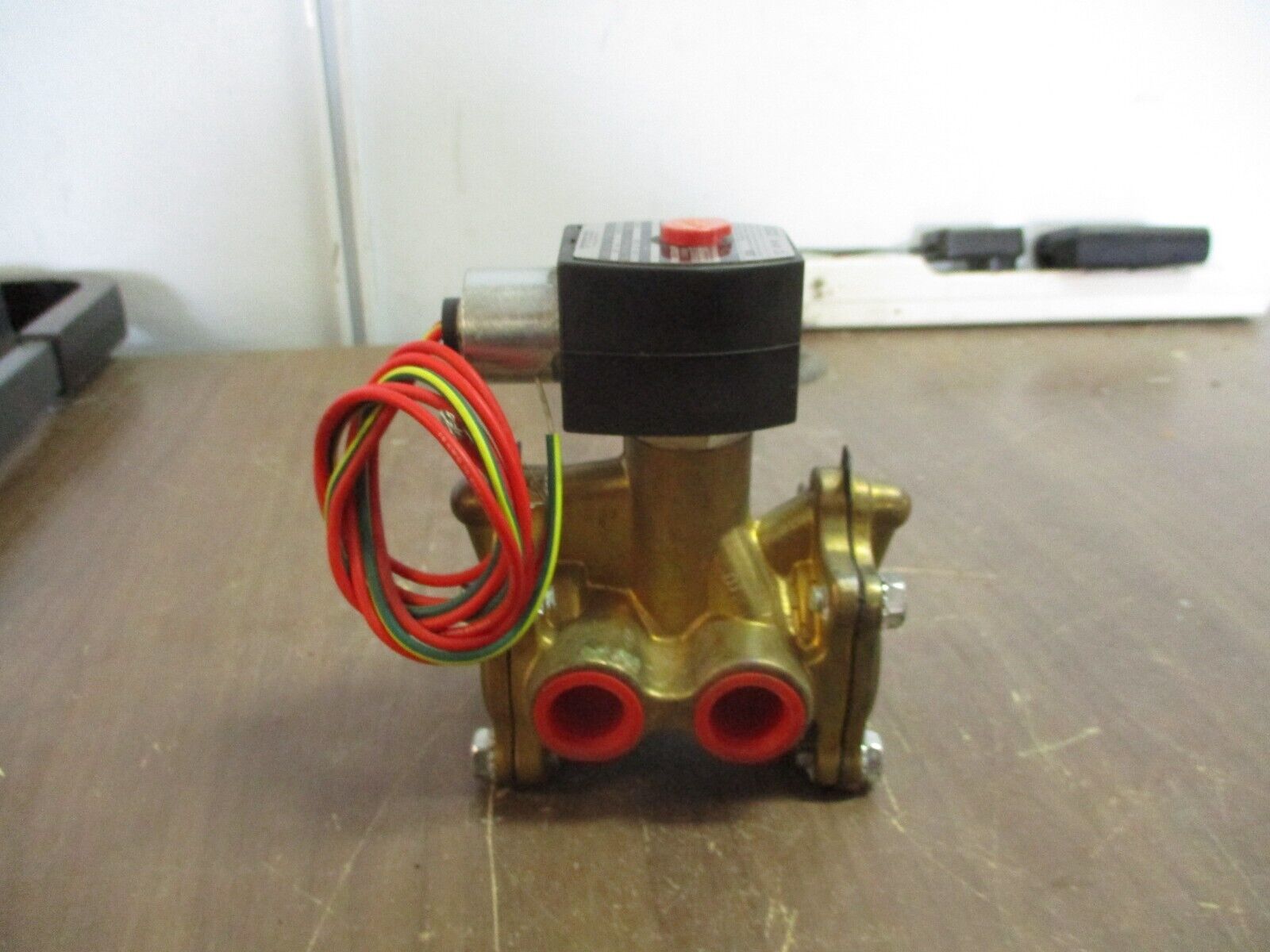 Asco Red-Hat II Solenoid Valve EF8316G064 10-150PSI Air 10-125PSI Water Used