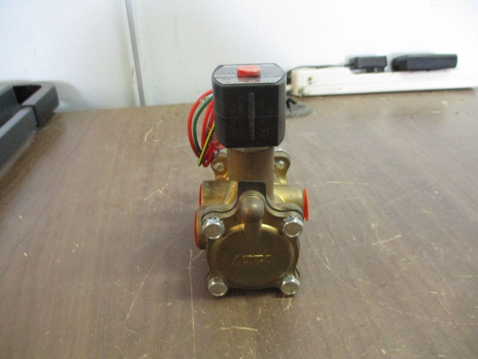 Asco Red-Hat II Solenoid Valve EF8316G064 10-150PSI Air 10-125PSI Water Used