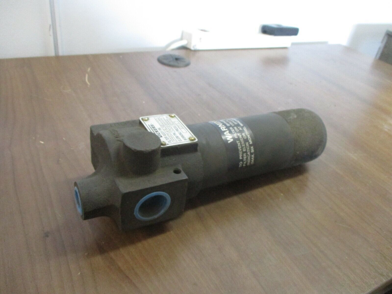 Vickers Filter Assembly H4401A4LNB2C03 4000 PSI Used