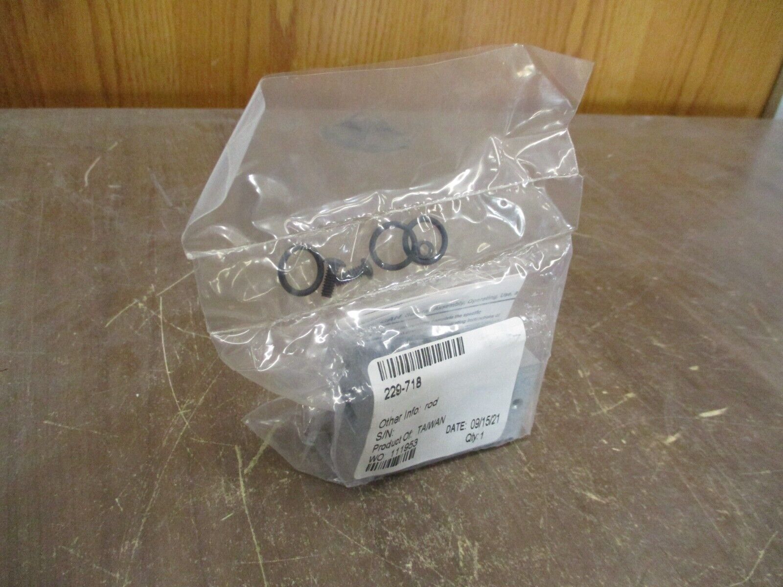 Numatics Manifold Block 229-718 New Surplus
