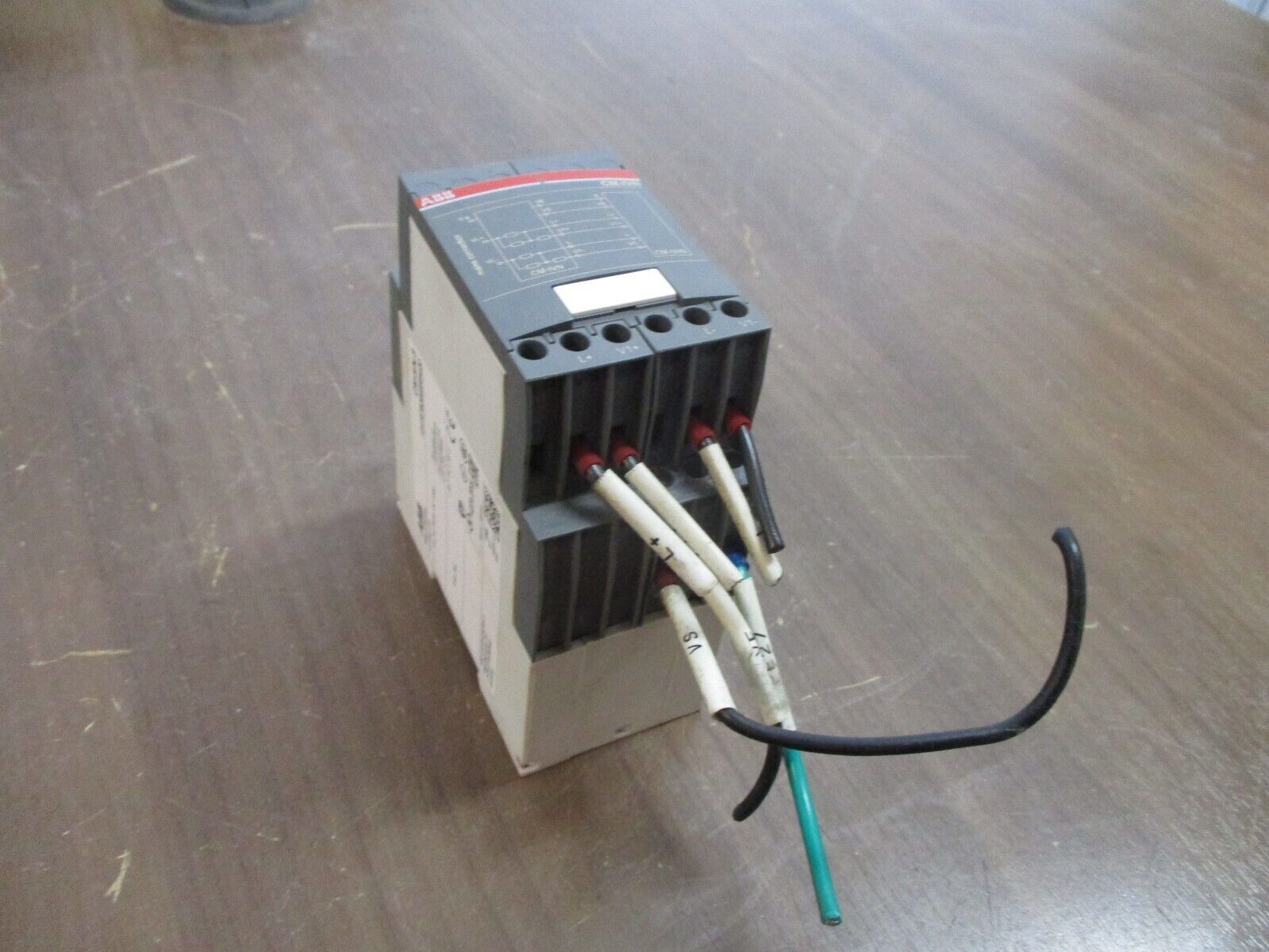 ABB CM-IVN.S Coupling Unit 1SVR750669R9400 L-L Max: 793.5VAC 1150VDC Used