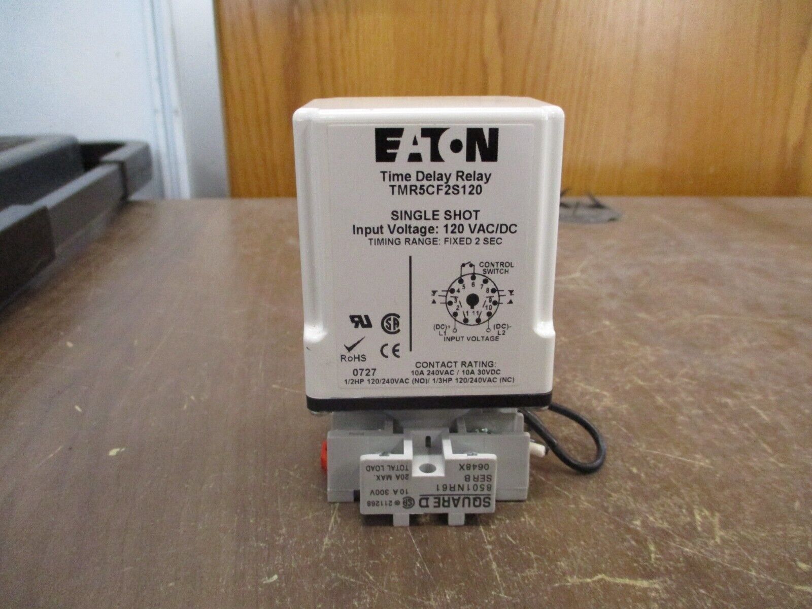Eaton Time Delay Relay TMR5CF2S120 120V AC/DC Delay: Fixed 2 Sec w/ Base Used