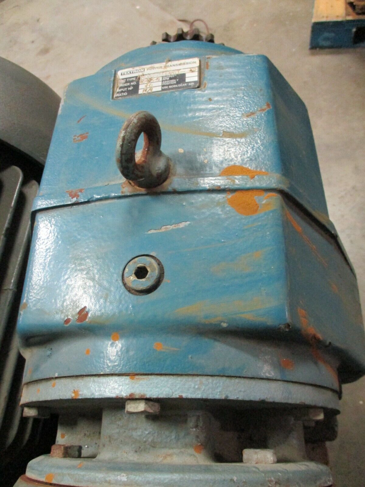 Textron Reducer M082011.BANL1----D 10HP Input Ratio 11:1 Used