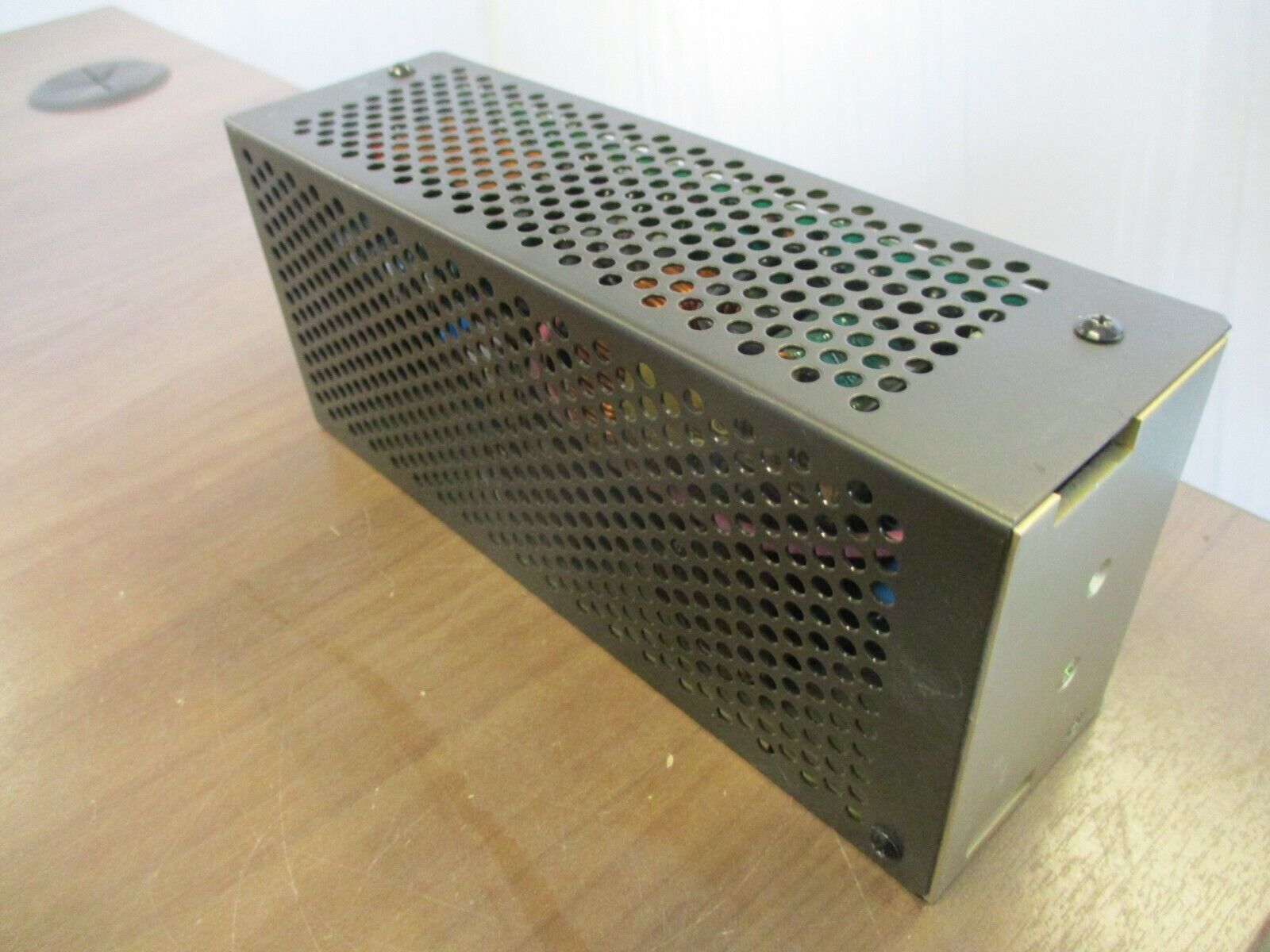 Nipron Power Supply V2-100-24 Input: 170-264VAC 220-330VDC Output: 24VDC Used