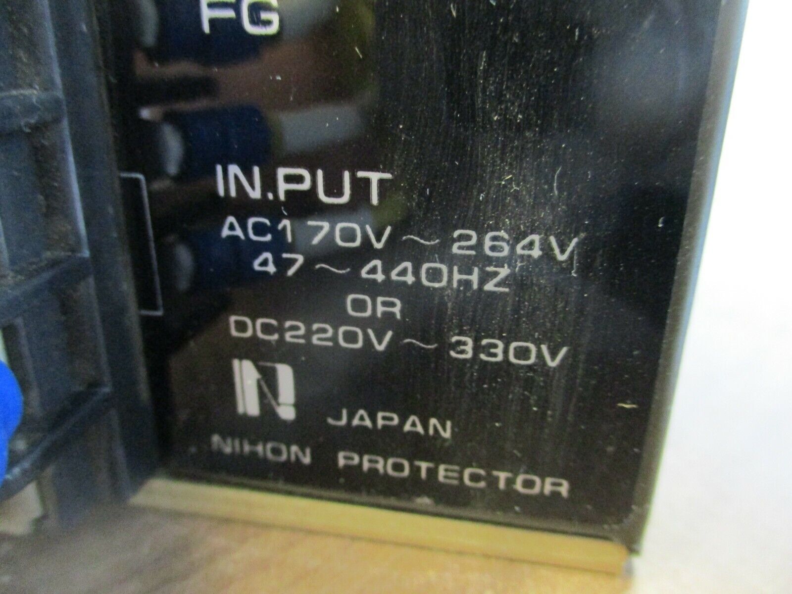 Nipron Power Supply V2-100-24 Input: 170-264VAC 220-330VDC Output: 24VDC Used