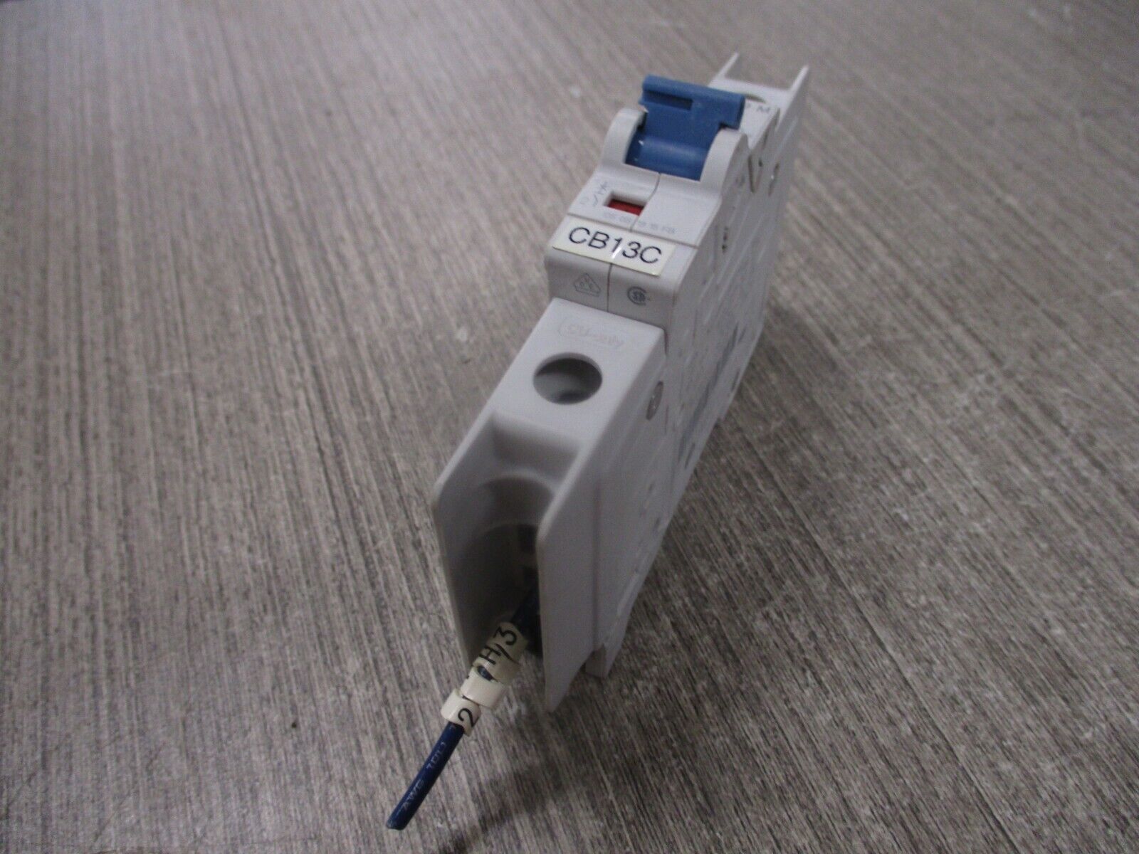 Allen-Bradley Circuit Breaker 1489-M1C040 Ser. D 4A 277V 1P 50/60Hz Used