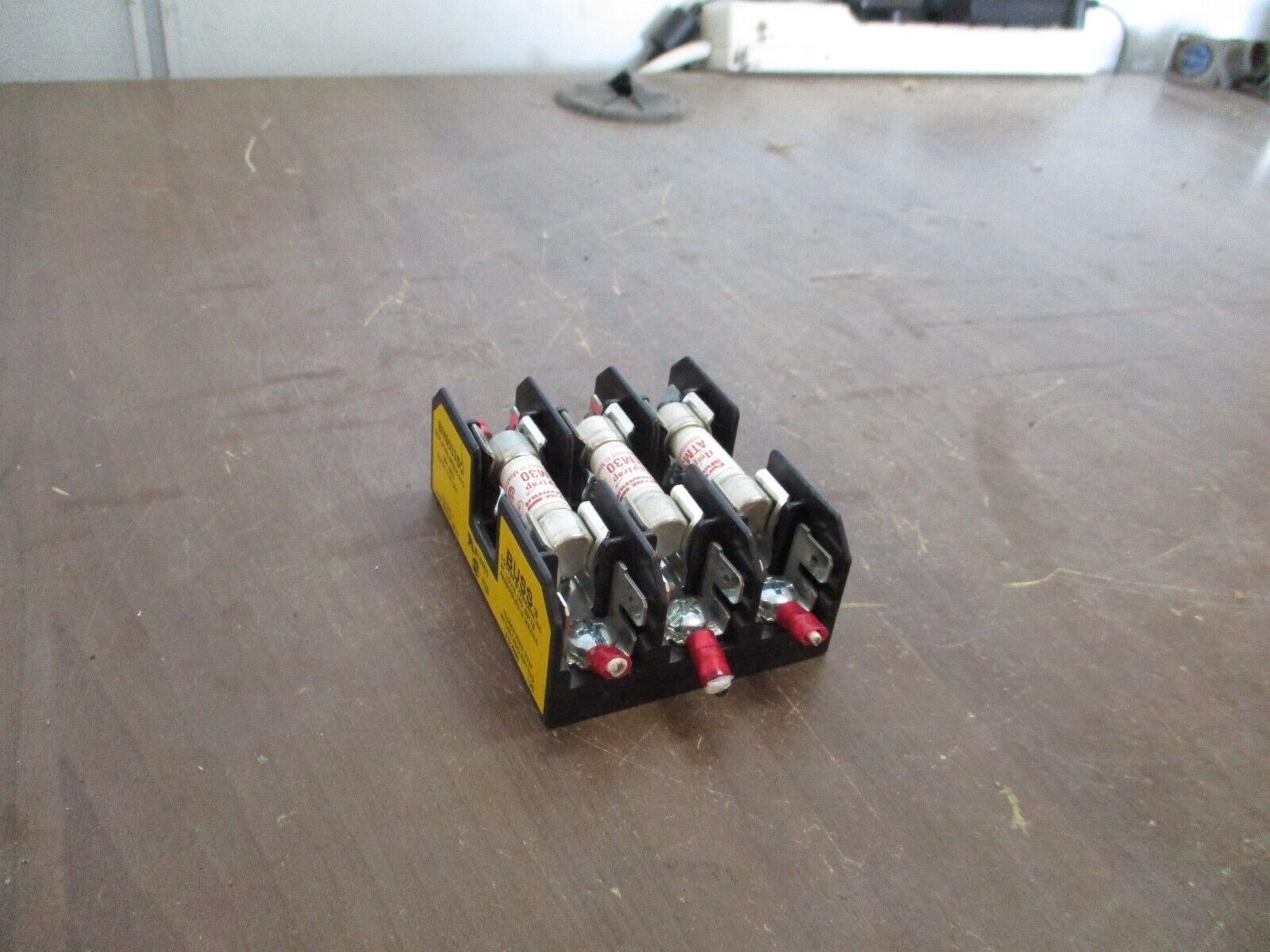 Buss Fuseholder BM6033SQ 30A 600V 3P w/ (3) 30A Fuses Used