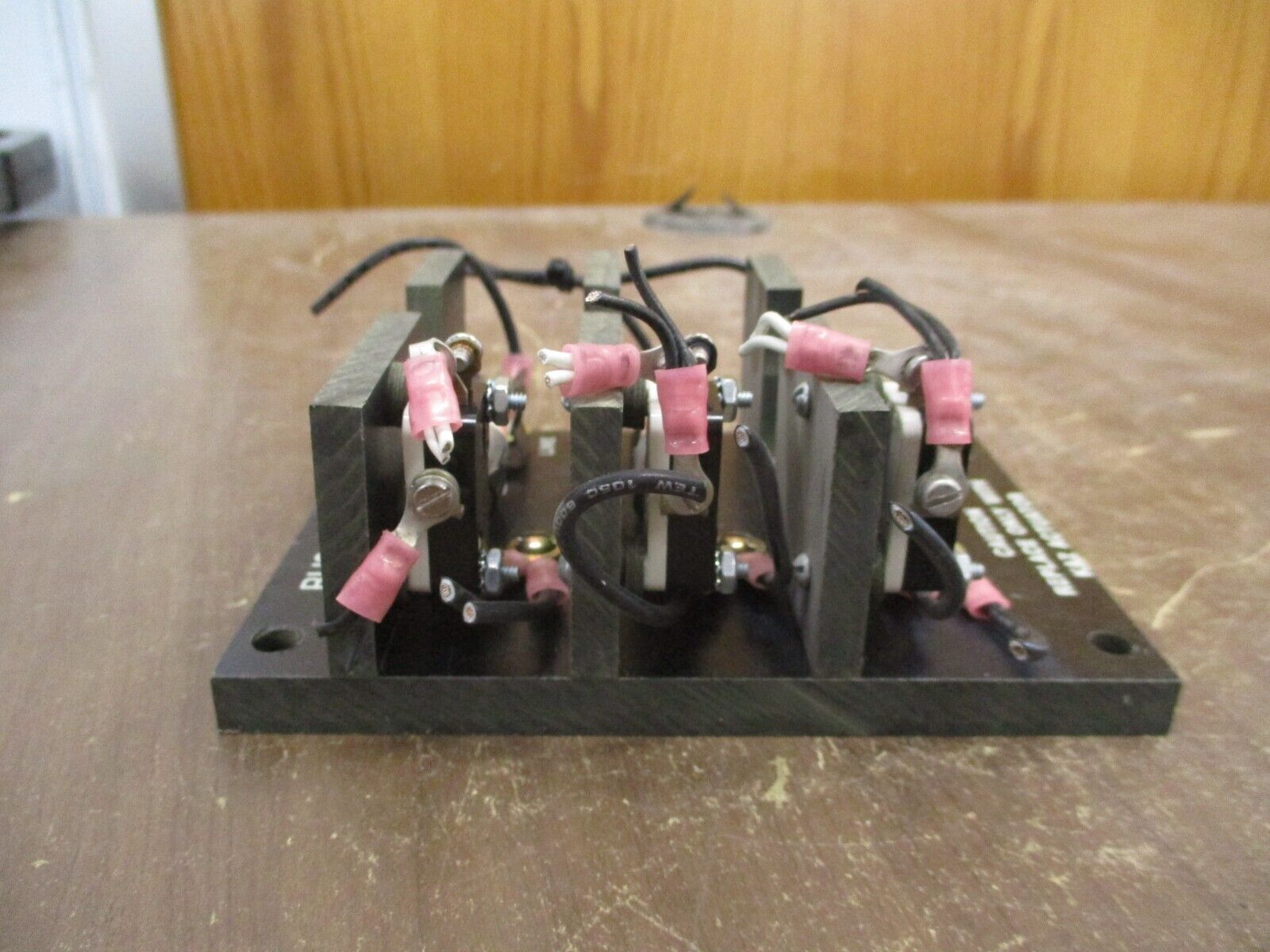 Buss Fuse Block 2788-3 3P w/ (3) TI-600 Fuses Used