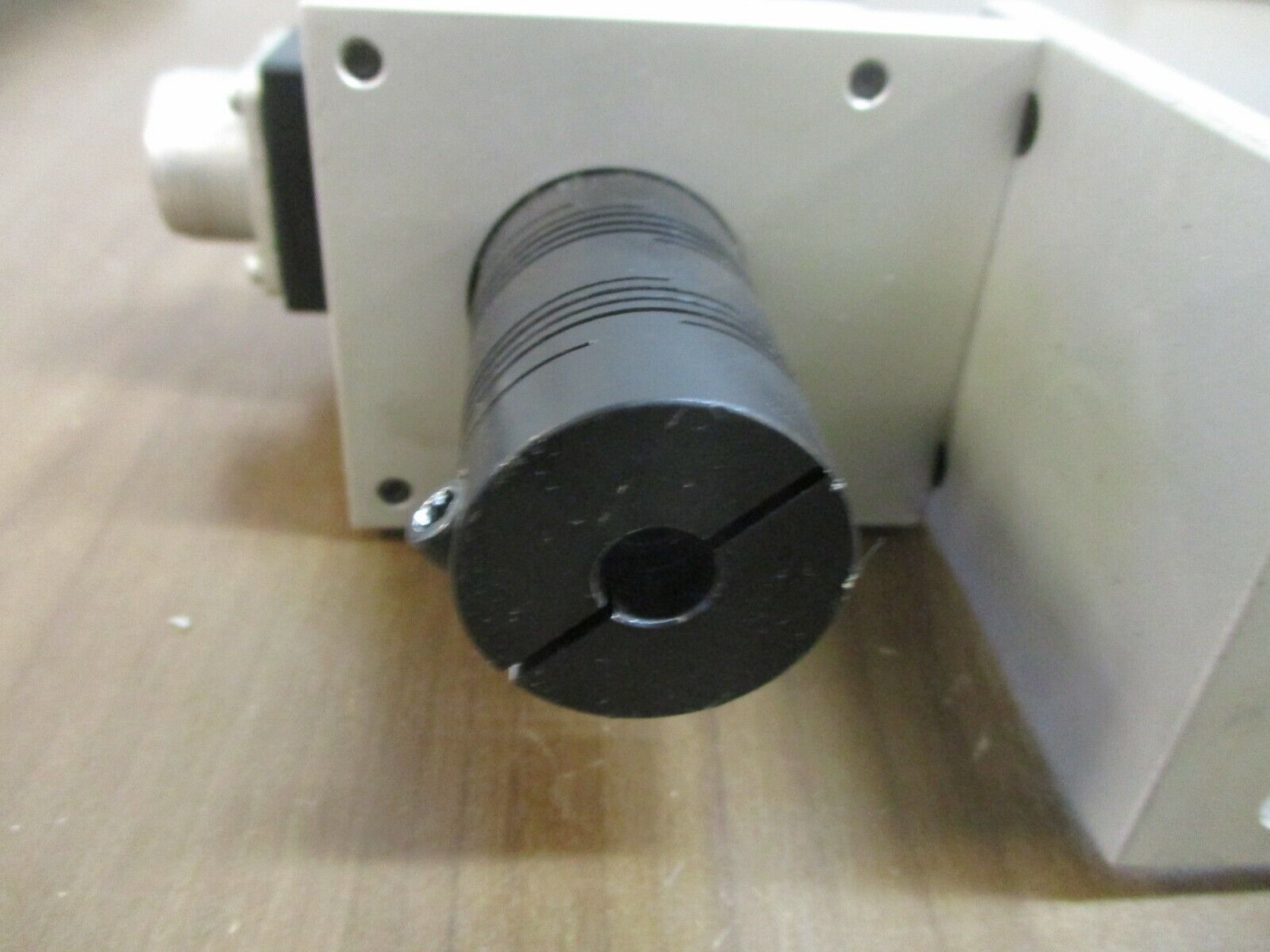 Power,Mation Shaft Encoder 725N-Q-H7 1024 Cycles Per Rev. 5/28VDC Used