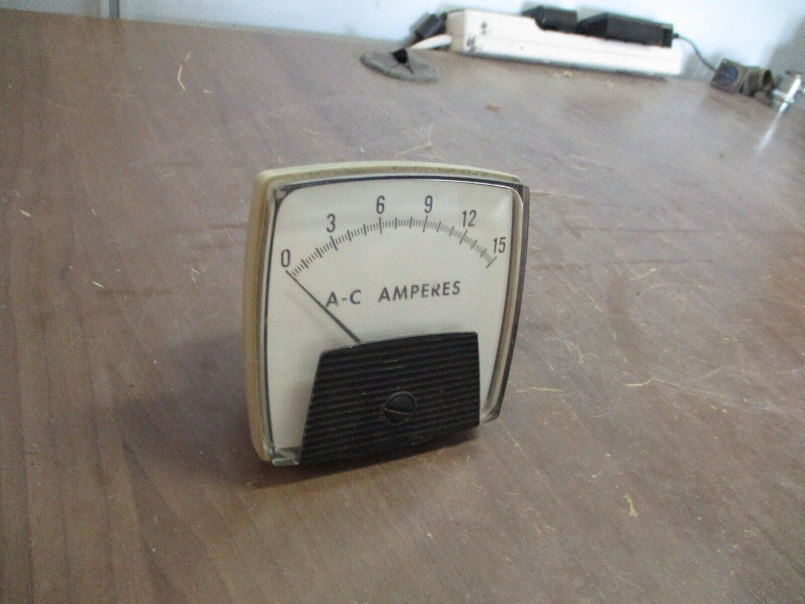Process Measurement AC Ammeter 250310HFND Range: 0-15A Used