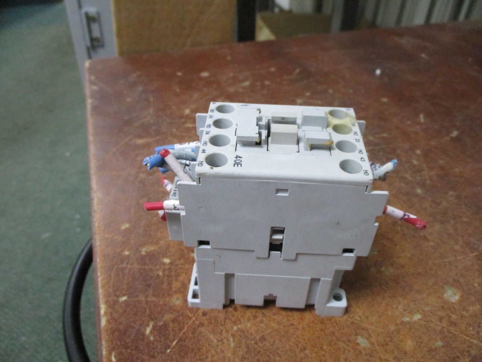 Allen-Bradley Contactor 700-CF400* 25A 600V 24V Coil Used