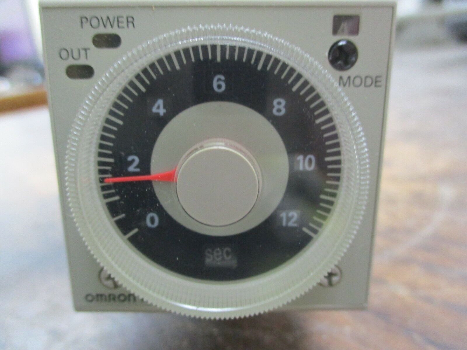 Omron Timer H3CR-A8E 100-240VAC 50/60Hz 100-125VDC Used