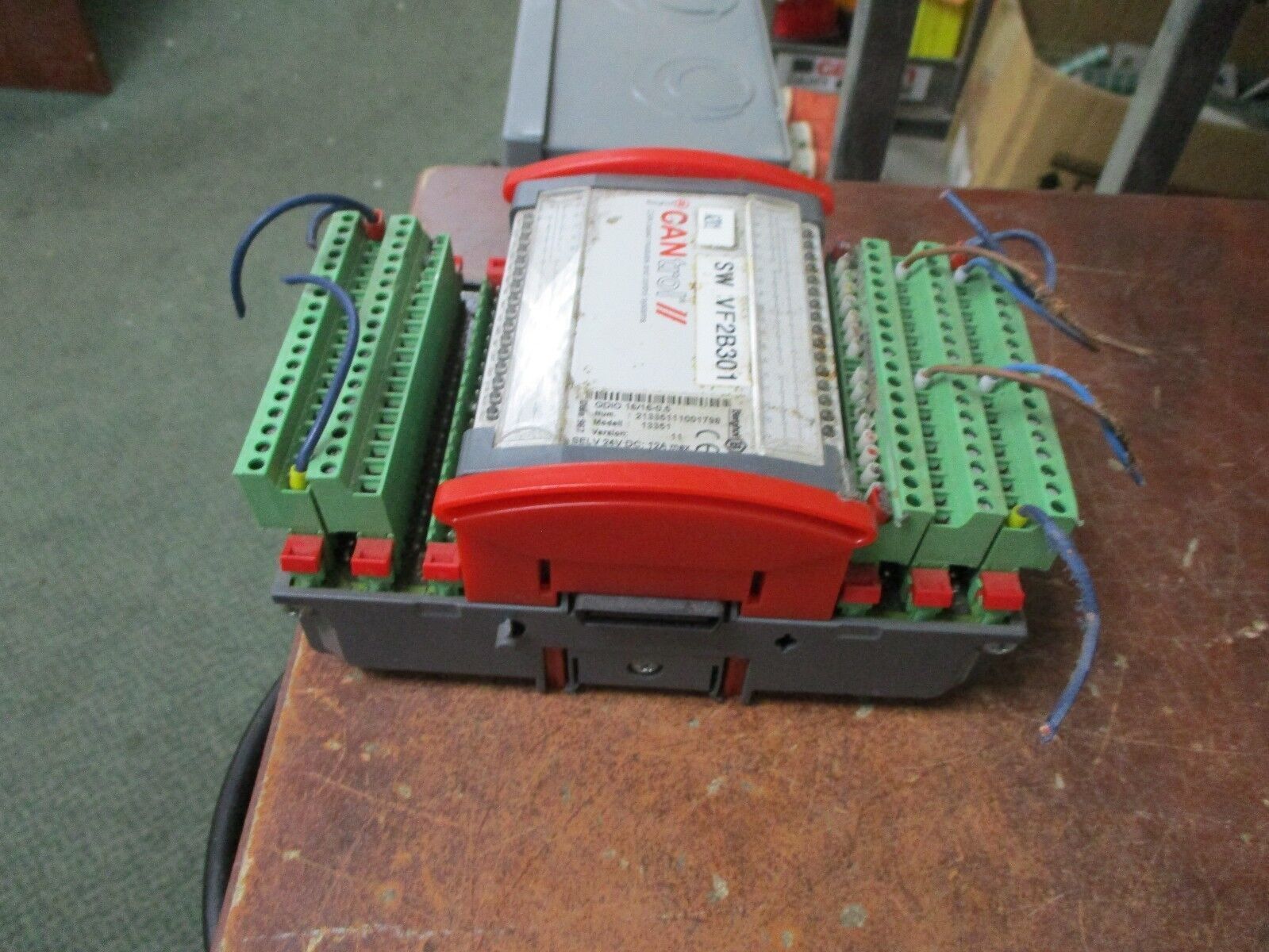 Berghof Control QDIO 16/16-0.5 Model 13351 24VDC 12A Used