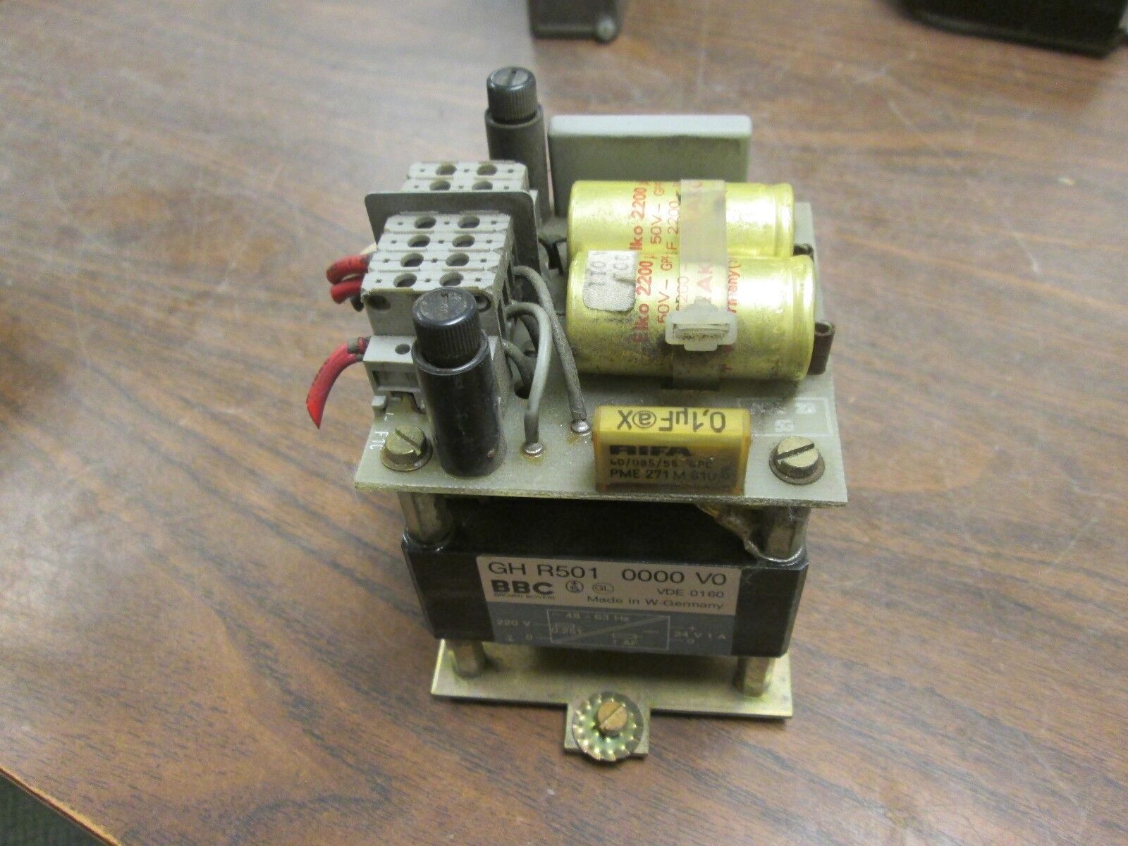 BBC/Brown Boveri Transformer GH R501 0000 V0 Pri 220V Sec 24V 1A Used