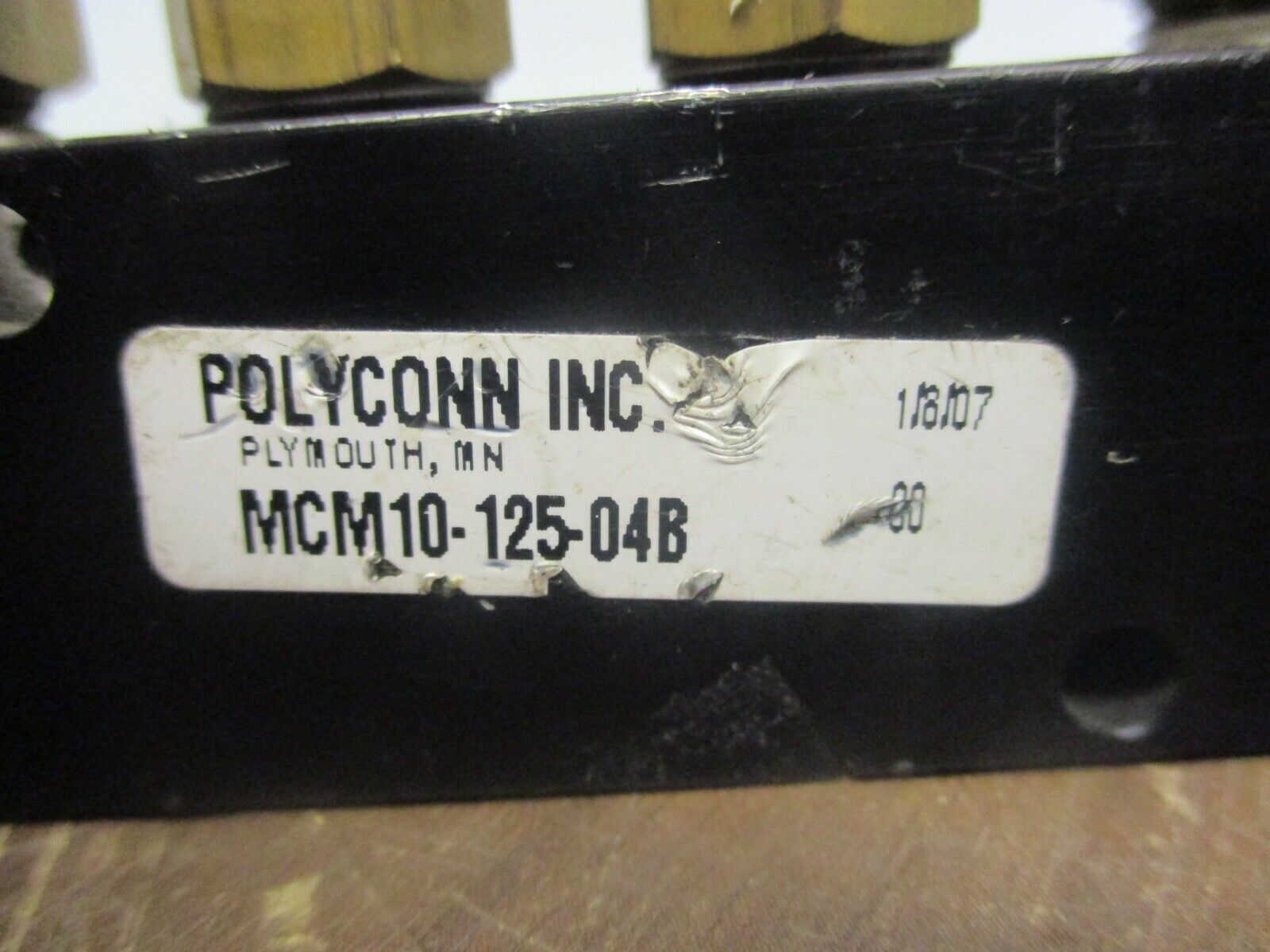 Polyconn Air Manifold MCM10-125-04B Used