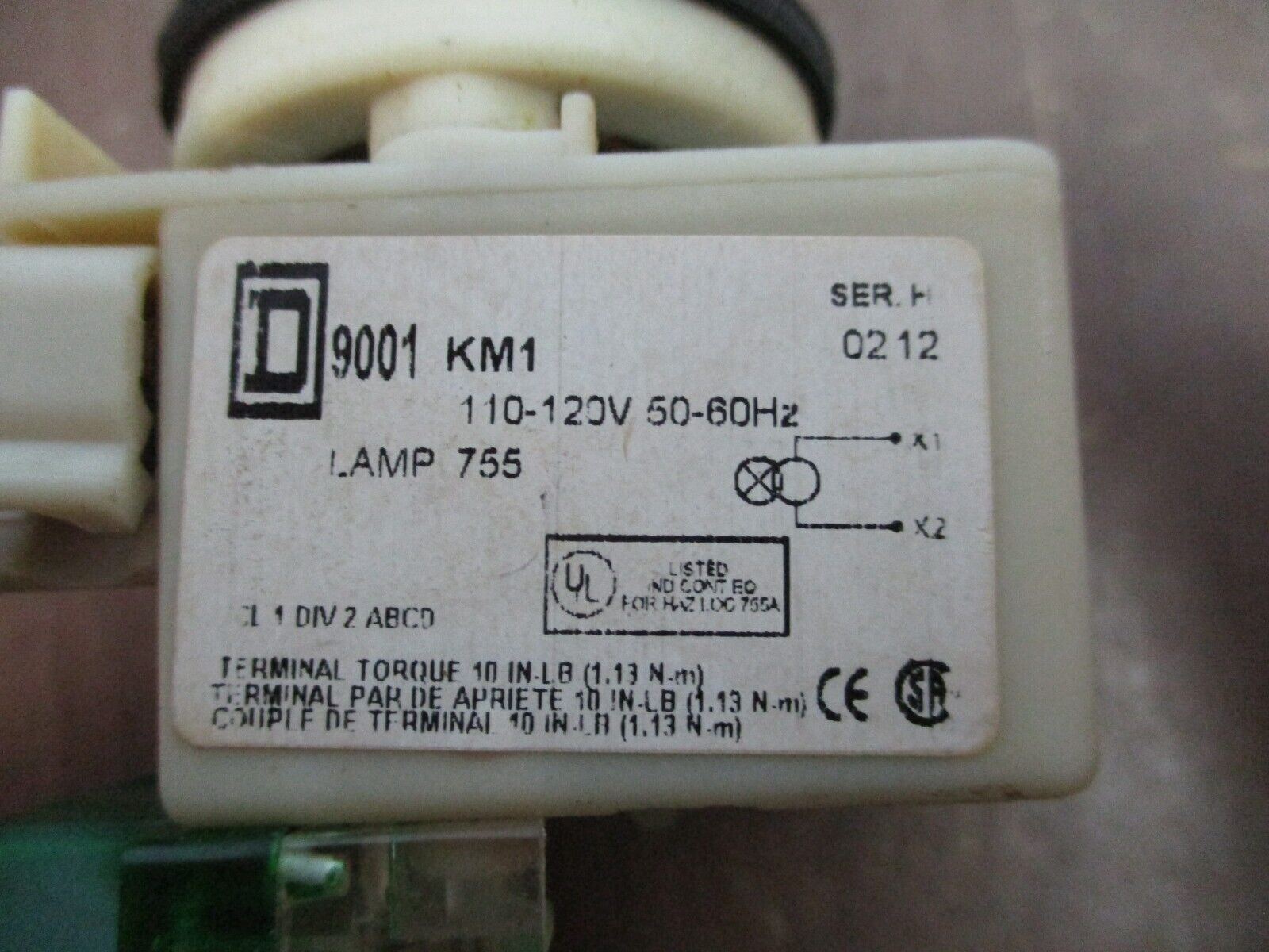 Square D Illuminated Push Button 9001 KM1 Ser. H 110-120V 50-60Hz Green Used