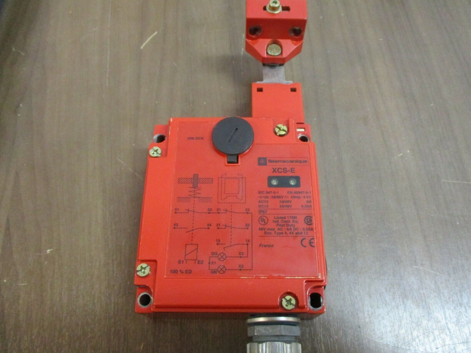 Telemecanique Safety Interlock Switch XCS-E 24/48V Type 4, 4X, 12 Enclosure Used