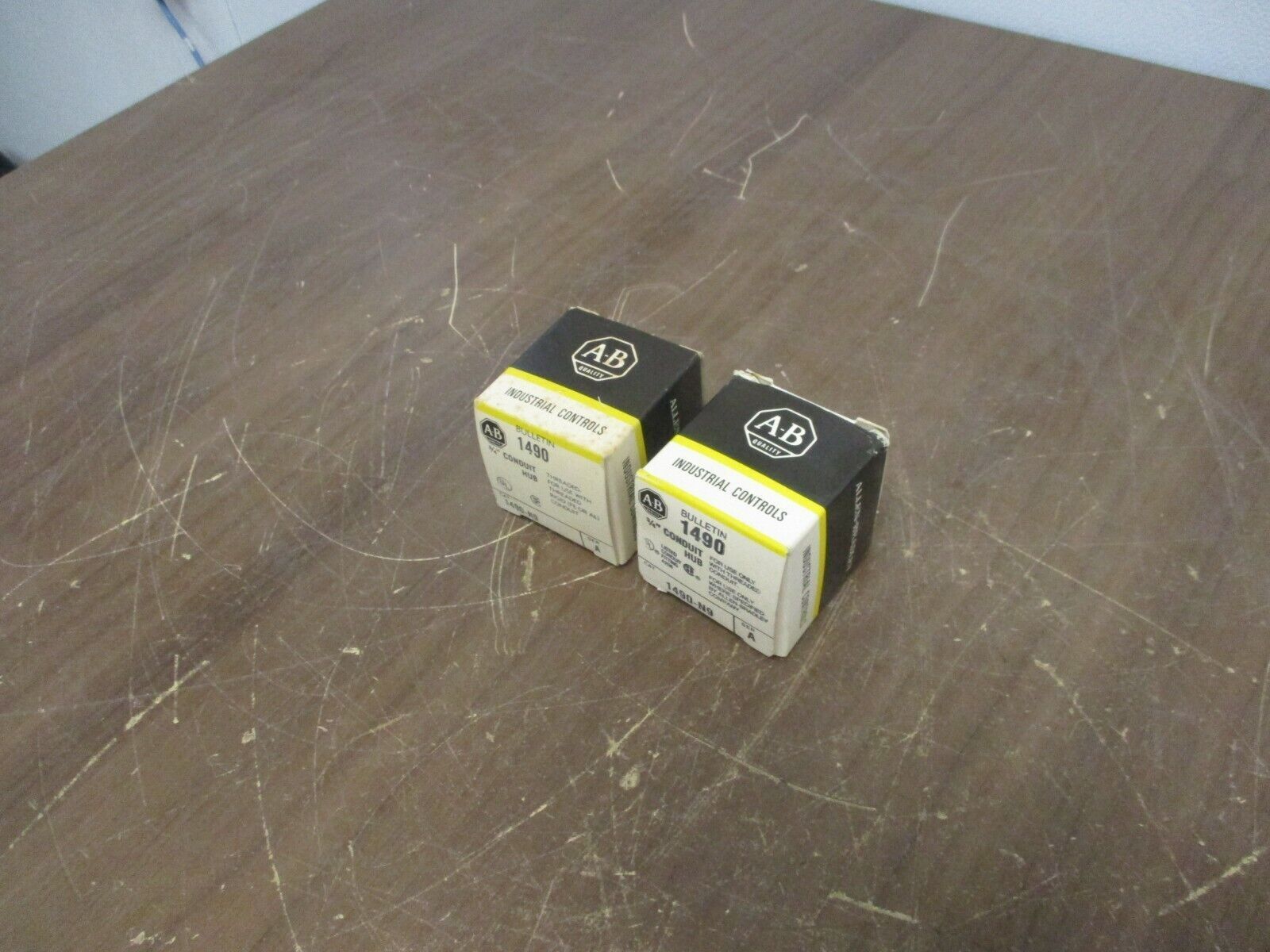 Allen-Bradley Conduit Hub 1490-N9 Ser. A 3/4" New Surplus **Lot of 2**