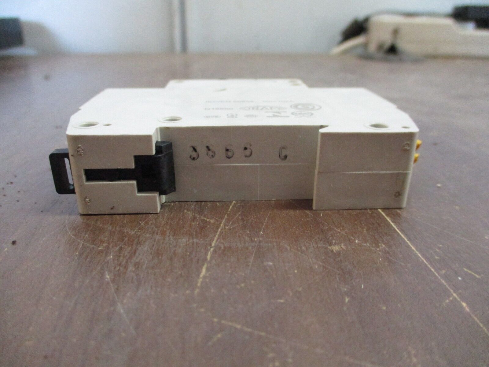 Moeller Circuit Breaker FAZ-C6 6A 277/480V 1P Used