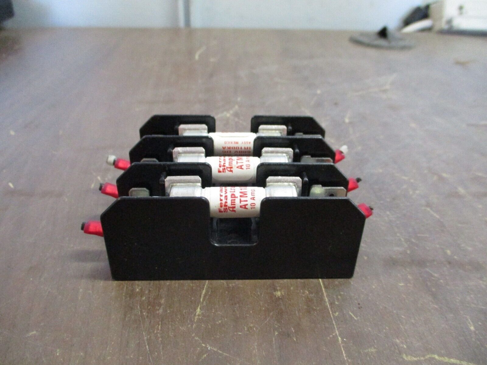 Buss Fuseholder BM6033SQ 30A 600V 3P w/ (3) 10A Fuses Used